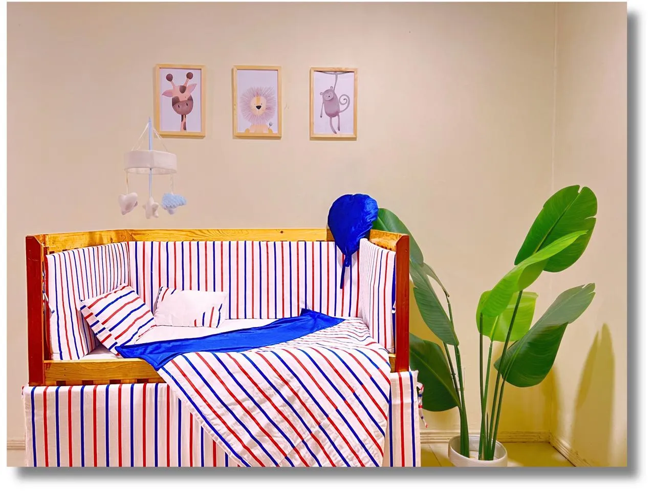 Ocean Sailor – 6-Piece Nautical Striped Nursery Bedding & Bumper Set